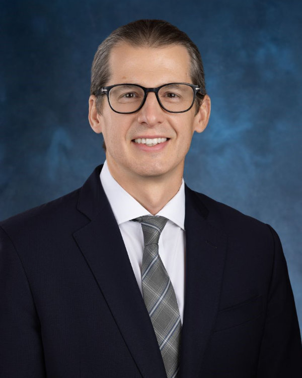 Dr. Gerhard Mundinger - Experienced Facial Feminization Surgeon in Texas